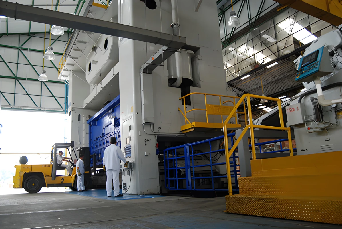 Reel-Autopartes-FANALCA-007-Galeria