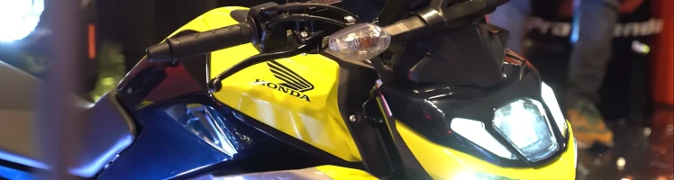 Reel_Motos_Honda_Fanalca_02_a